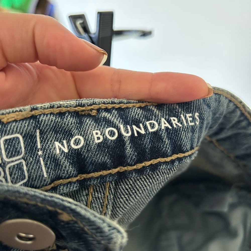 Jeans - Picture 4 of 4